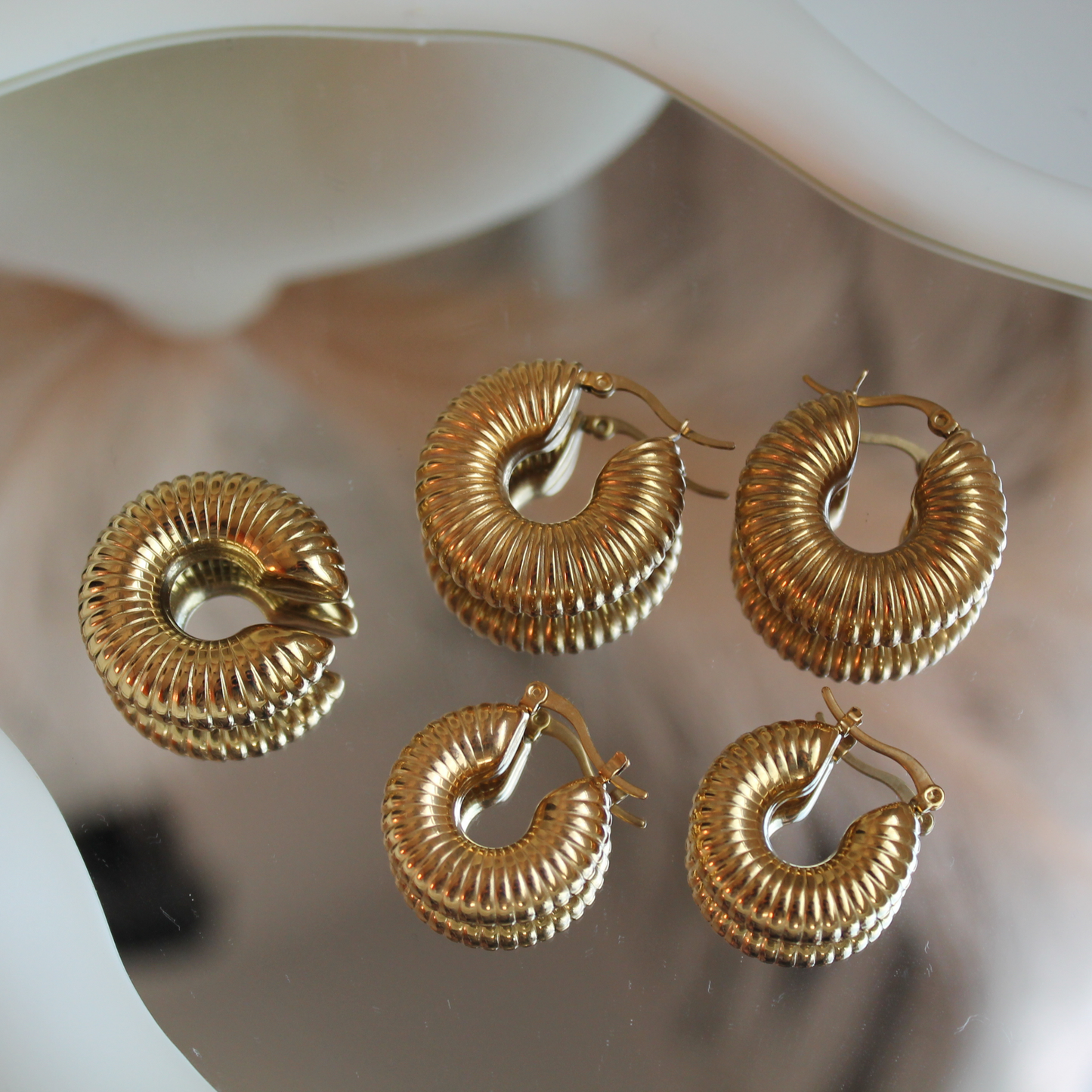 Earcuff Circle Bomb Rigato