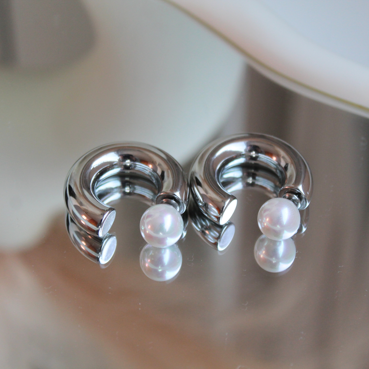 Orecchino Circle Pearl