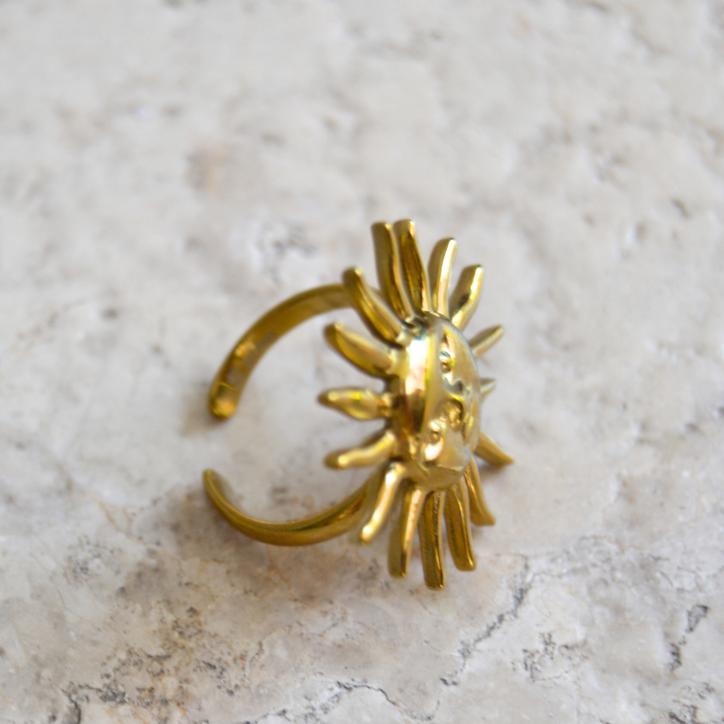 Anello Amon-Ra