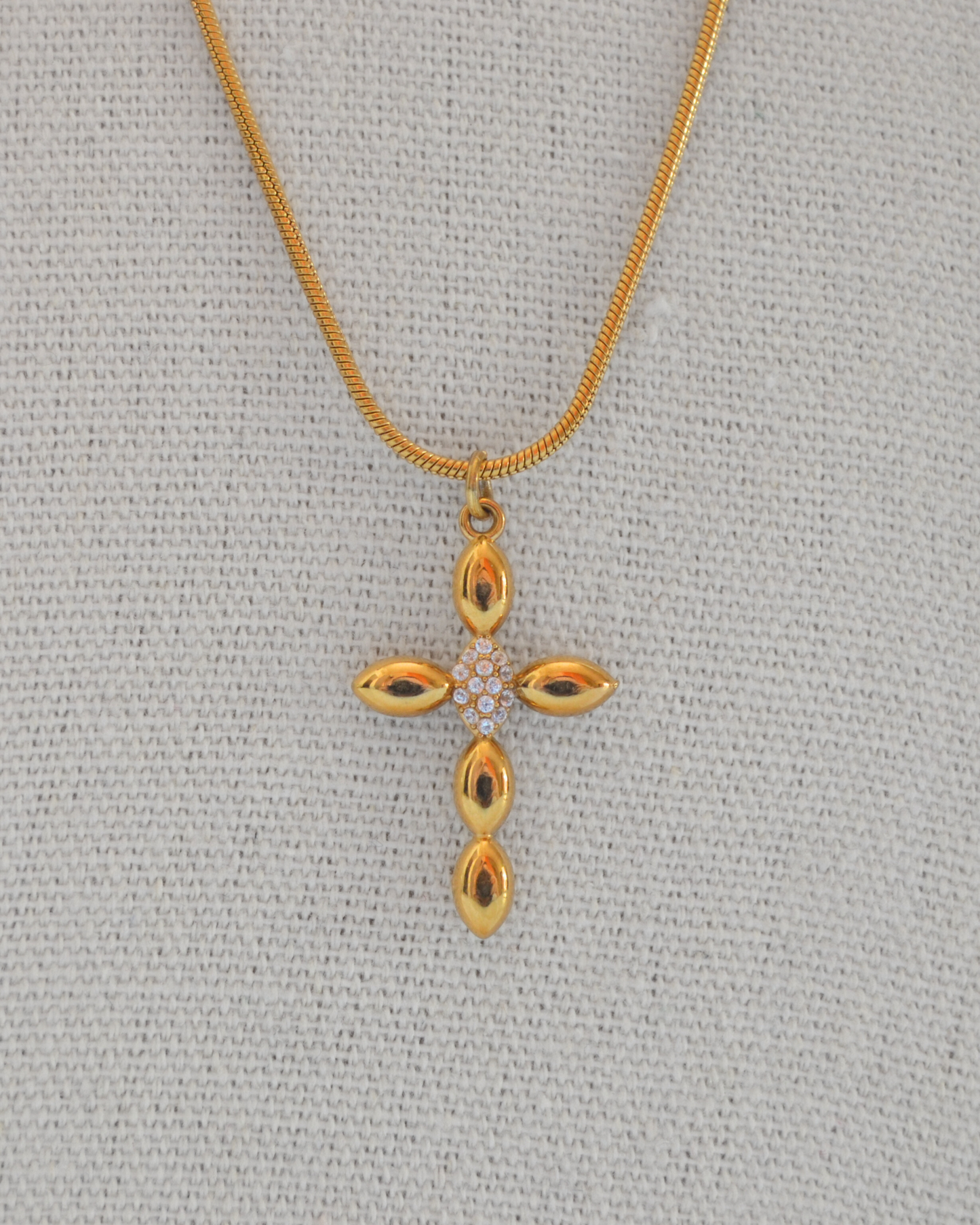 Collana Croce Bomb